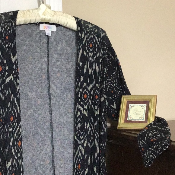 LuLaRoe Sweaters - LuLaRoe Sara LuLaRoe Sweaters - LuLaRoe Sara